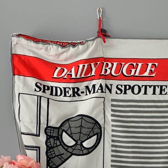 Loot Crate Spiderman Towel Drawstring Bag - Picture 3 of 3